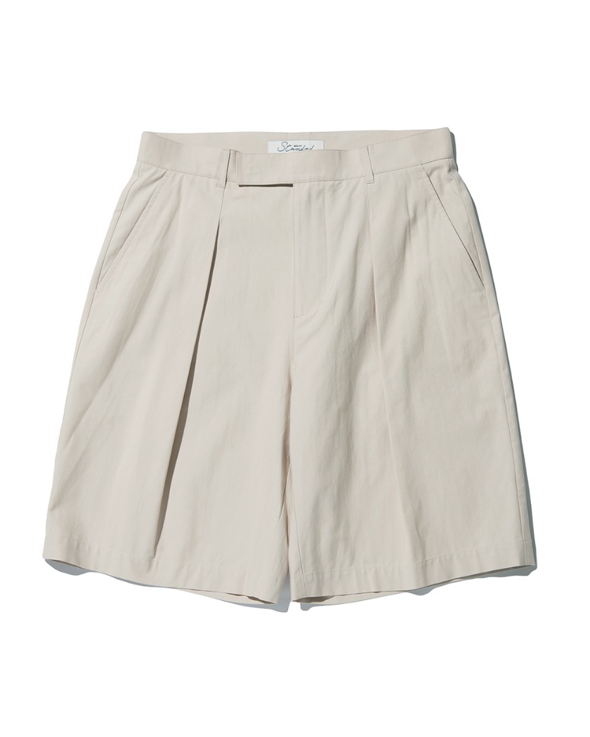WIDE FIT ONE TUCK COTTON SHORTS LIGHT BEIGE