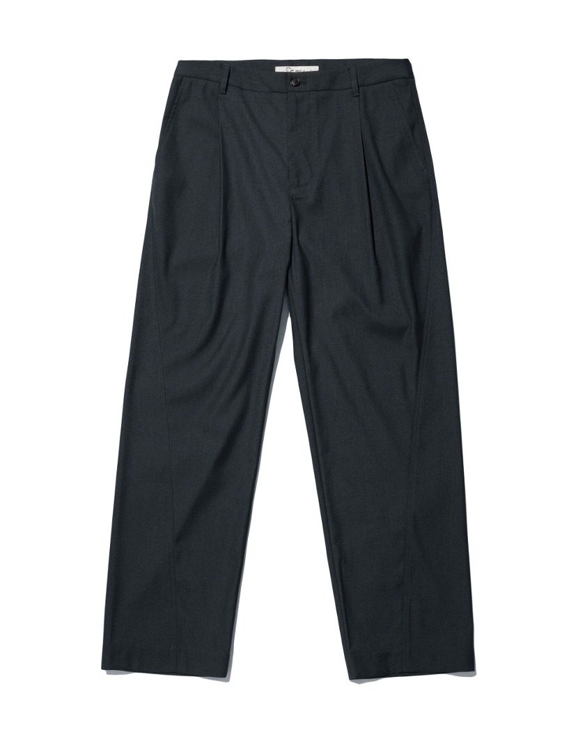 TWISTED SEAM ONE TUCK PANTS CHARCOAL
