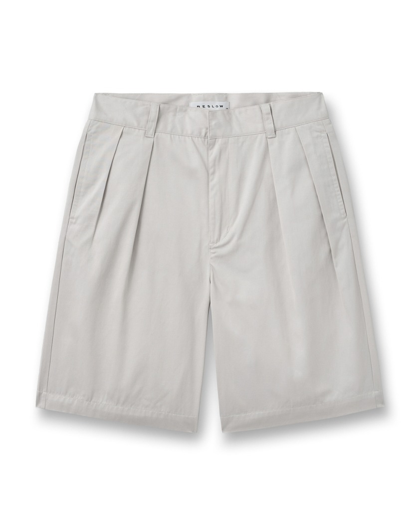 WIDE FIT TWO TUCK SHORTS LIGHT BEIGE